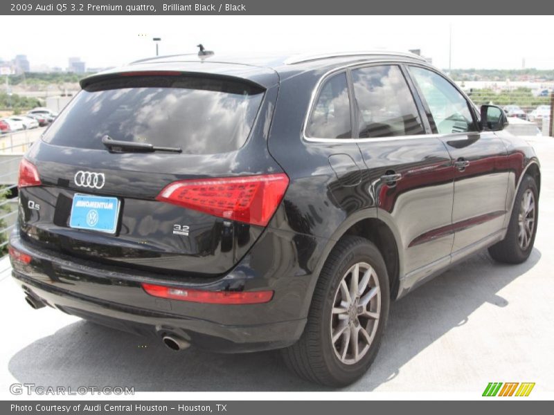 Brilliant Black / Black 2009 Audi Q5 3.2 Premium quattro