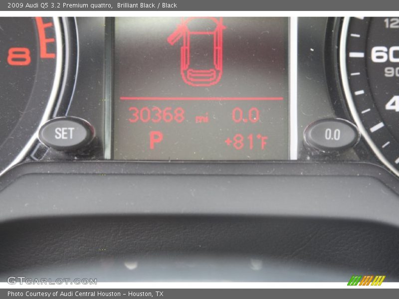 Brilliant Black / Black 2009 Audi Q5 3.2 Premium quattro
