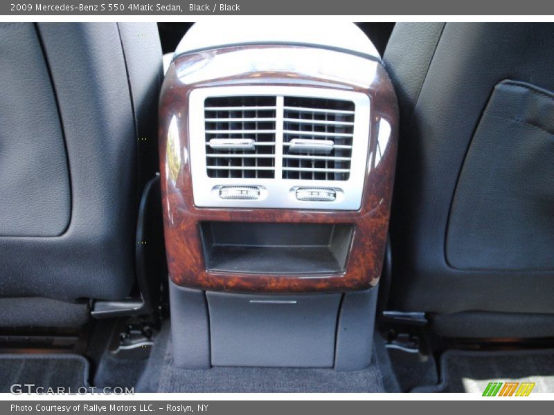 Black / Black 2009 Mercedes-Benz S 550 4Matic Sedan