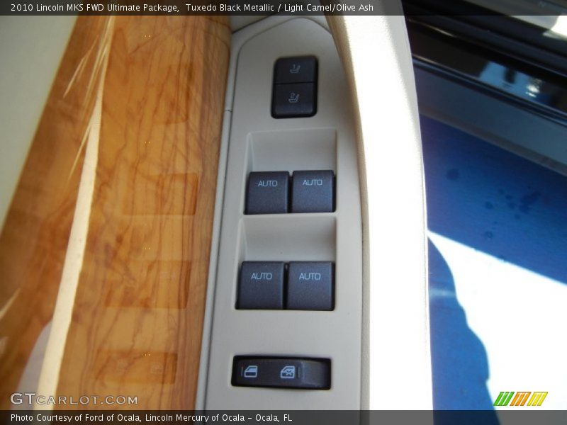 Tuxedo Black Metallic / Light Camel/Olive Ash 2010 Lincoln MKS FWD Ultimate Package