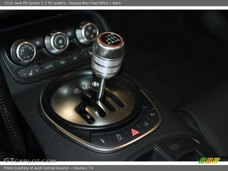  2012 R8 Spyder 5.2 FSI quattro 6 Speed Manual Shifter