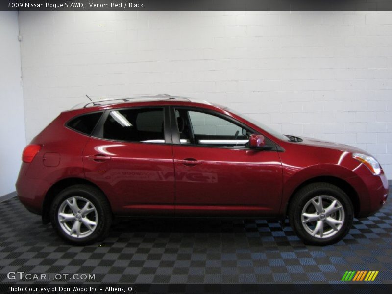 Venom Red / Black 2009 Nissan Rogue S AWD