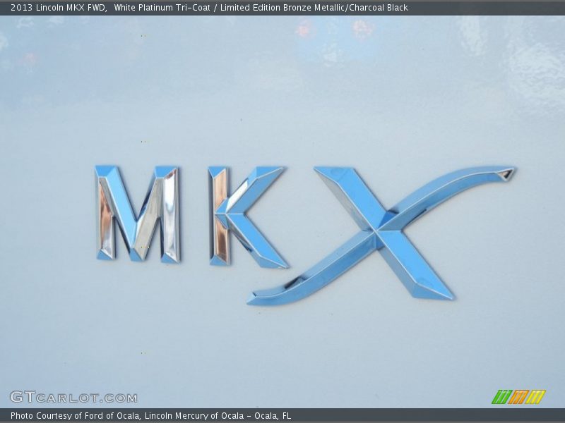  2013 MKX FWD Logo