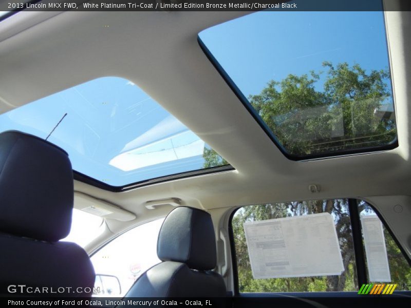 Sunroof of 2013 MKX FWD