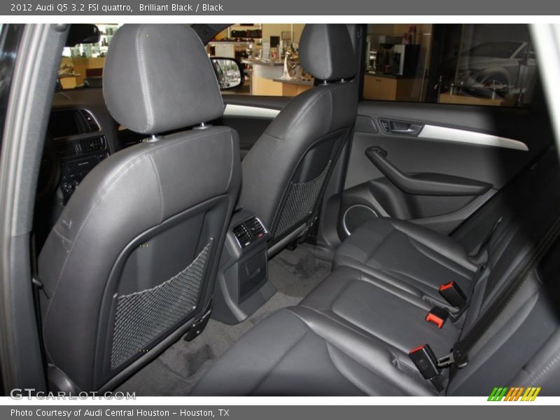 Brilliant Black / Black 2012 Audi Q5 3.2 FSI quattro