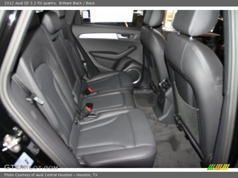 Brilliant Black / Black 2012 Audi Q5 3.2 FSI quattro