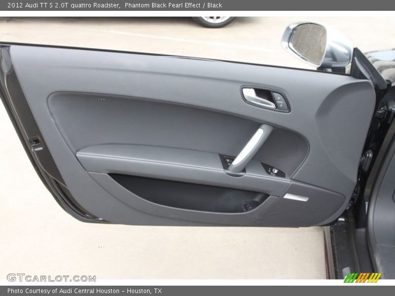 Door Panel of 2012 TT S 2.0T quattro Roadster