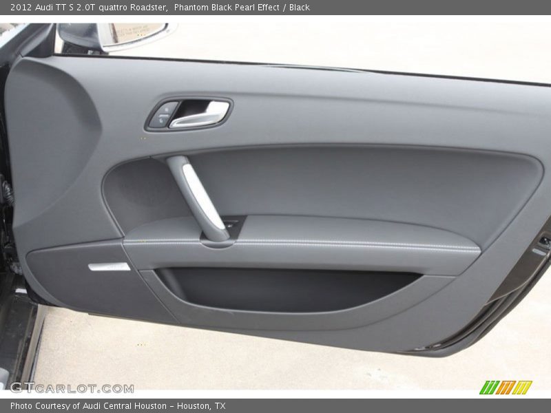 Door Panel of 2012 TT S 2.0T quattro Roadster