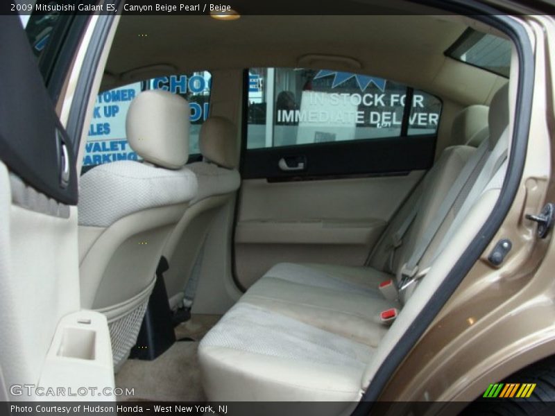 Canyon Beige Pearl / Beige 2009 Mitsubishi Galant ES