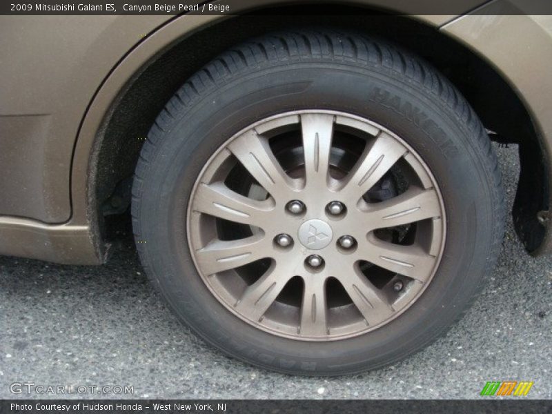 Canyon Beige Pearl / Beige 2009 Mitsubishi Galant ES