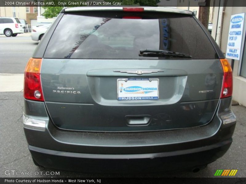 Onyx Green Pearl / Dark Slate Gray 2004 Chrysler Pacifica AWD