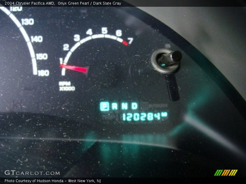 Onyx Green Pearl / Dark Slate Gray 2004 Chrysler Pacifica AWD