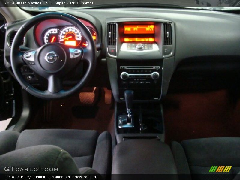 Super Black / Charcoal 2009 Nissan Maxima 3.5 S