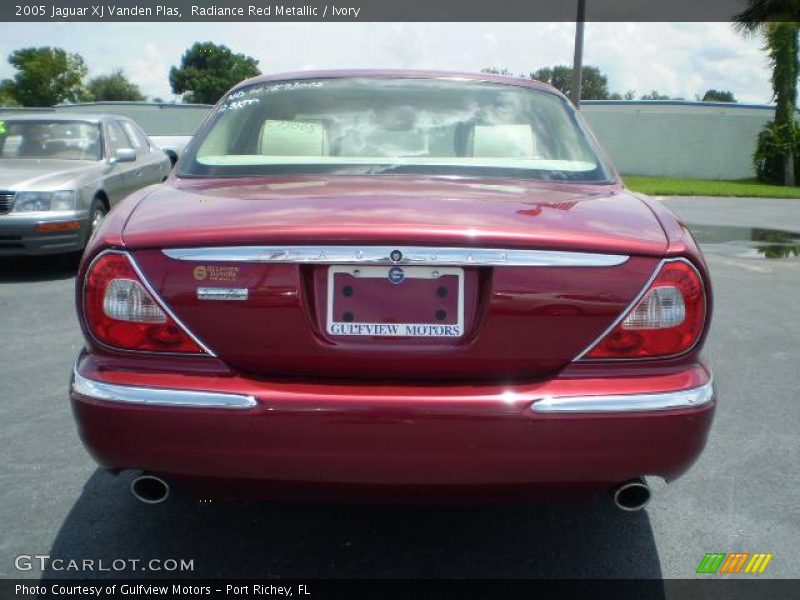 Radiance Red Metallic / Ivory 2005 Jaguar XJ Vanden Plas