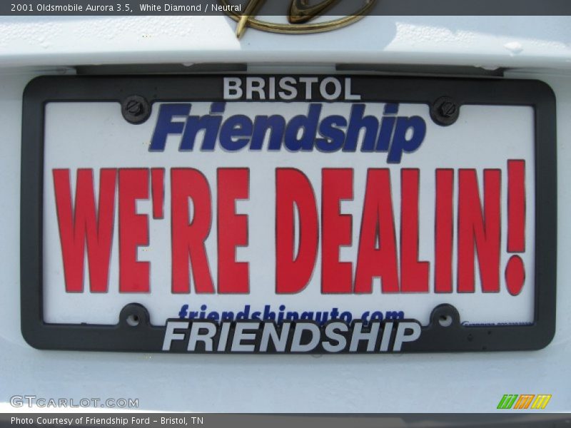 White Diamond / Neutral 2001 Oldsmobile Aurora 3.5