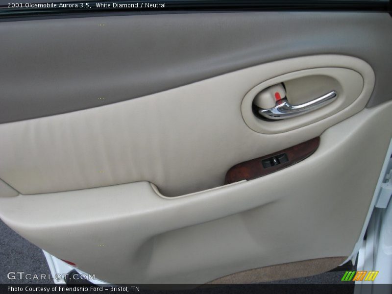 White Diamond / Neutral 2001 Oldsmobile Aurora 3.5