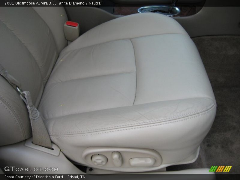 White Diamond / Neutral 2001 Oldsmobile Aurora 3.5