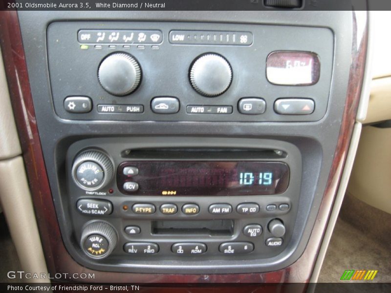 White Diamond / Neutral 2001 Oldsmobile Aurora 3.5