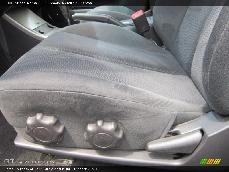 Smoke Metallic / Charcoal 2006 Nissan Altima 2.5 S