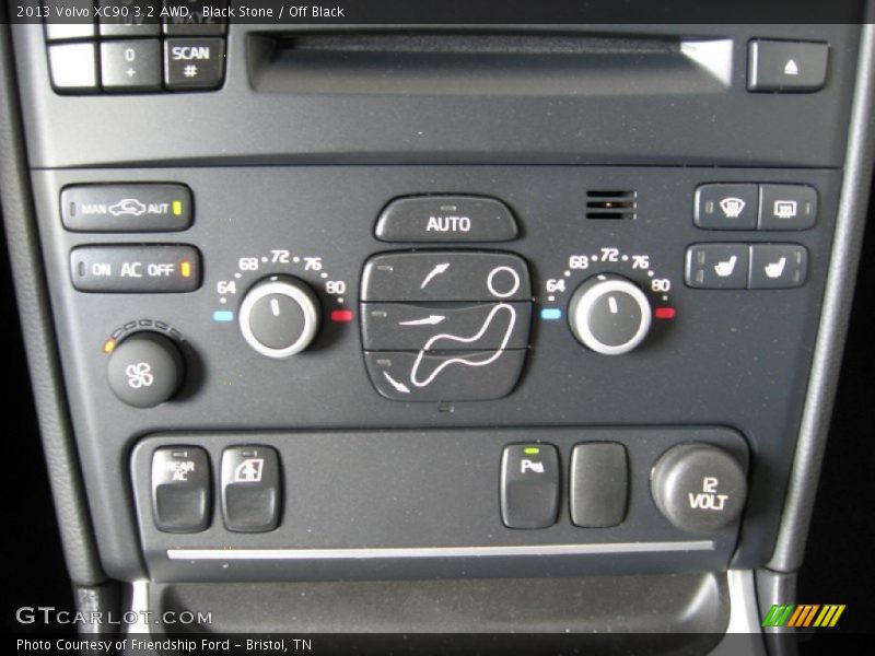 Controls of 2013 XC90 3.2 AWD