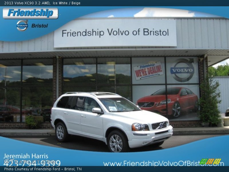 Ice White / Beige 2013 Volvo XC90 3.2 AWD