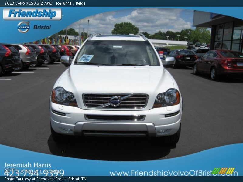 Ice White / Beige 2013 Volvo XC90 3.2 AWD