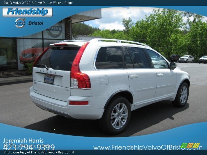 Ice White / Beige 2013 Volvo XC90 3.2 AWD