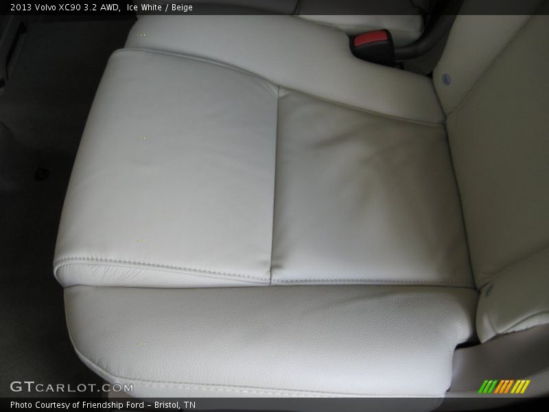 Ice White / Beige 2013 Volvo XC90 3.2 AWD