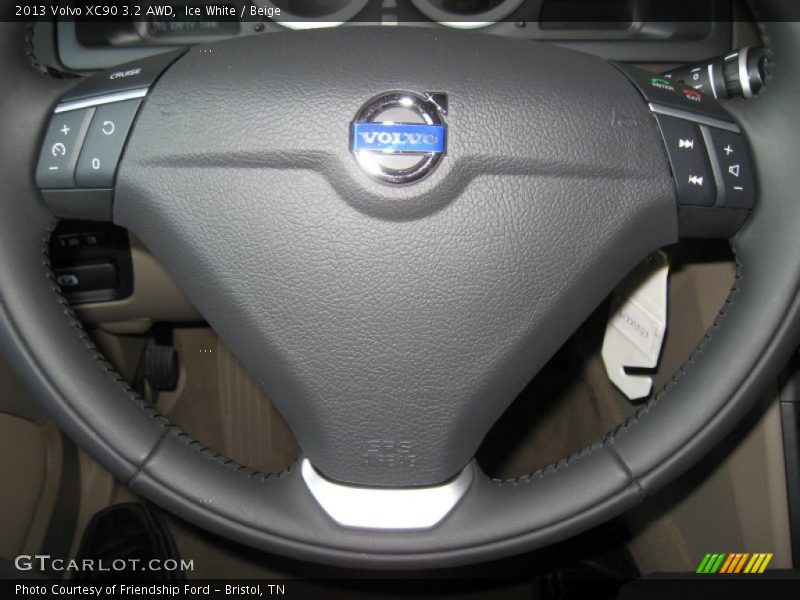 Ice White / Beige 2013 Volvo XC90 3.2 AWD