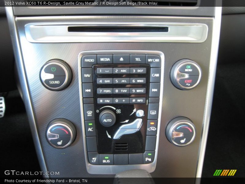 Saville Grey Metallic / R Design Soft Beige/Black Inlay 2012 Volvo XC60 T6 R-Design