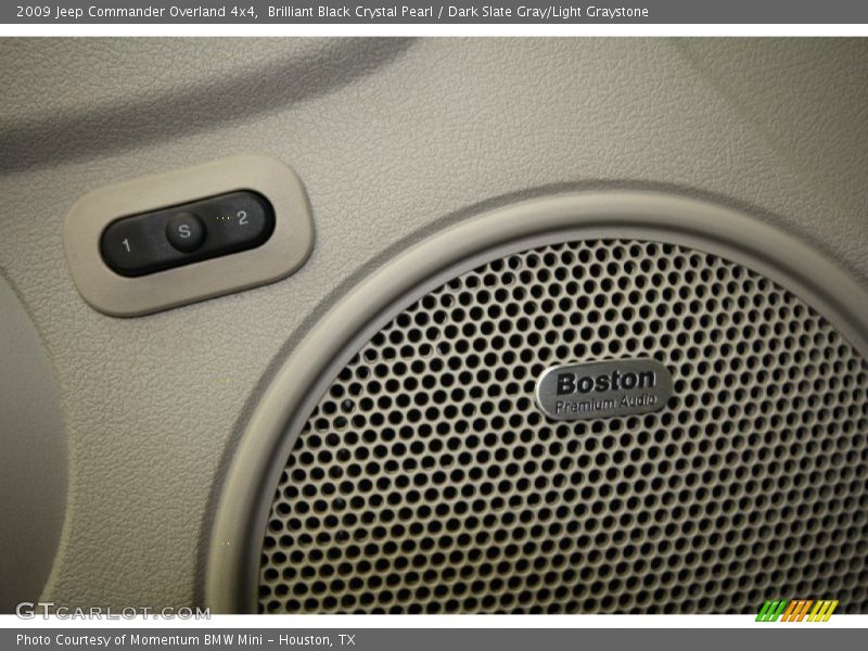 Audio System of 2009 Commander Overland 4x4