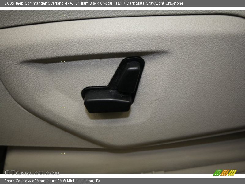 Brilliant Black Crystal Pearl / Dark Slate Gray/Light Graystone 2009 Jeep Commander Overland 4x4