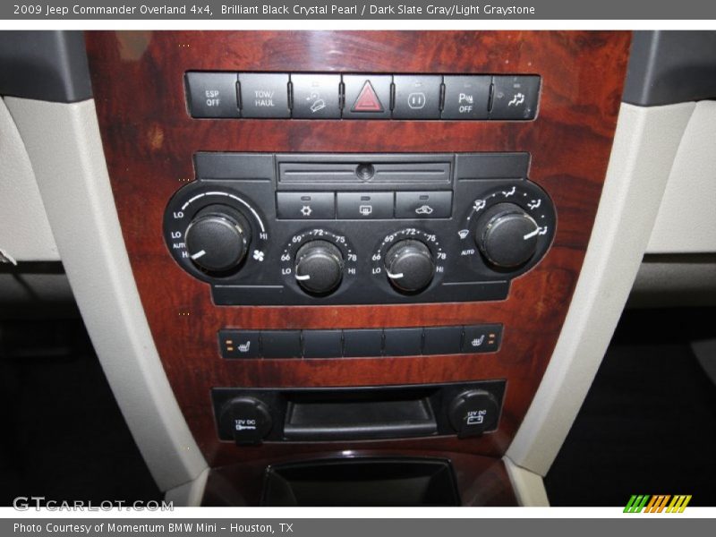 Brilliant Black Crystal Pearl / Dark Slate Gray/Light Graystone 2009 Jeep Commander Overland 4x4