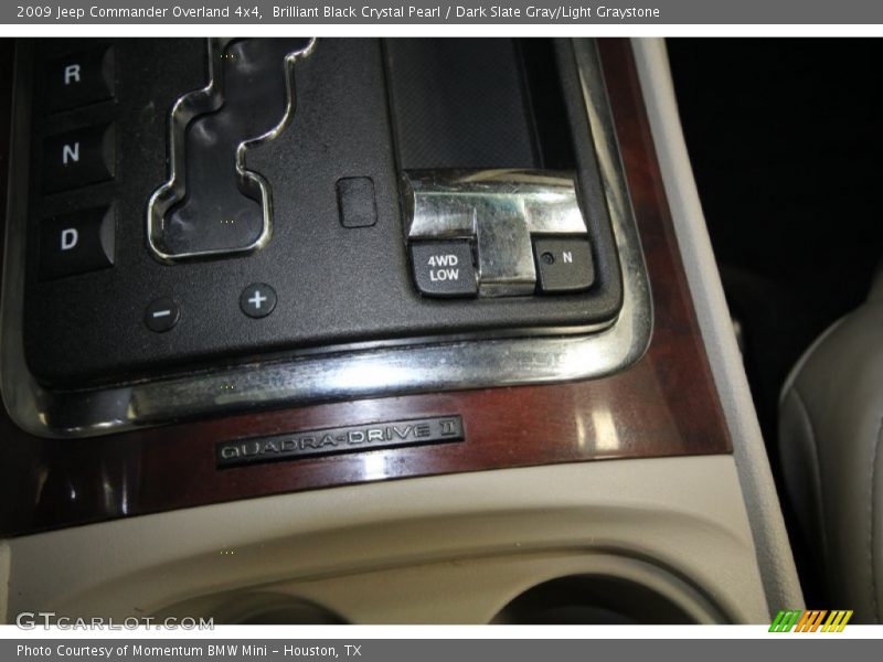 Brilliant Black Crystal Pearl / Dark Slate Gray/Light Graystone 2009 Jeep Commander Overland 4x4