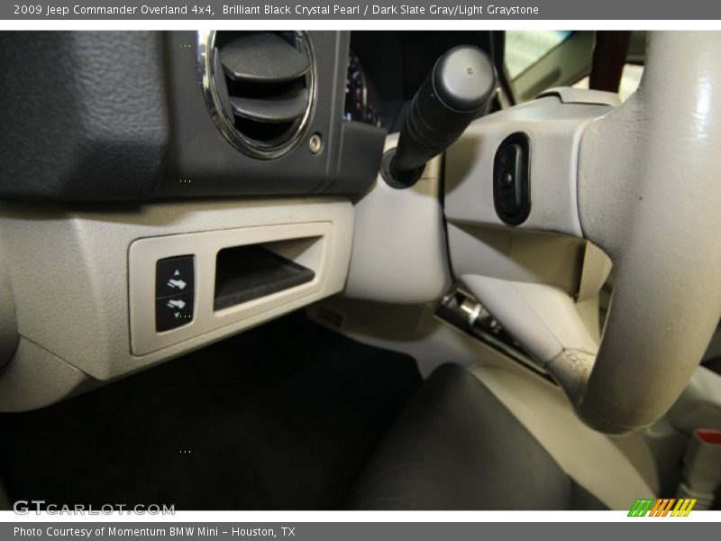 Brilliant Black Crystal Pearl / Dark Slate Gray/Light Graystone 2009 Jeep Commander Overland 4x4