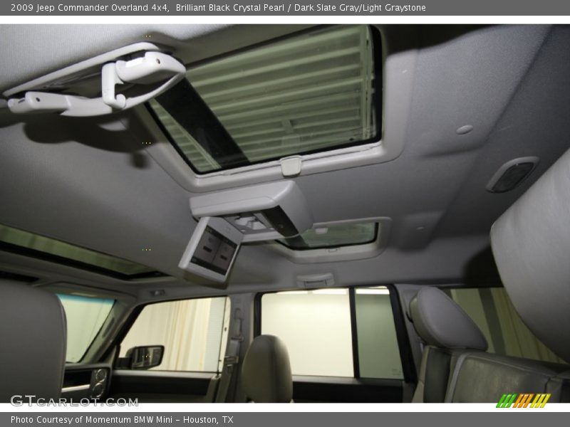 Brilliant Black Crystal Pearl / Dark Slate Gray/Light Graystone 2009 Jeep Commander Overland 4x4