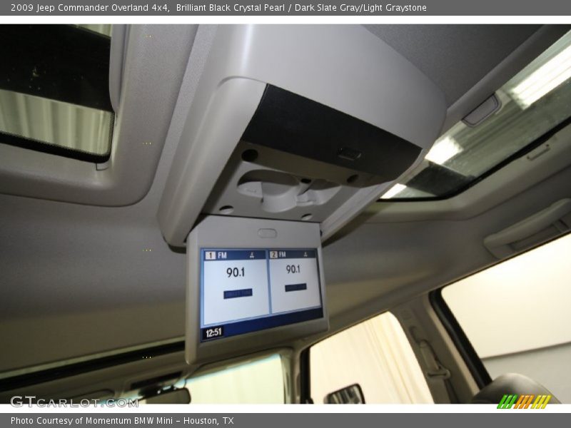 Brilliant Black Crystal Pearl / Dark Slate Gray/Light Graystone 2009 Jeep Commander Overland 4x4