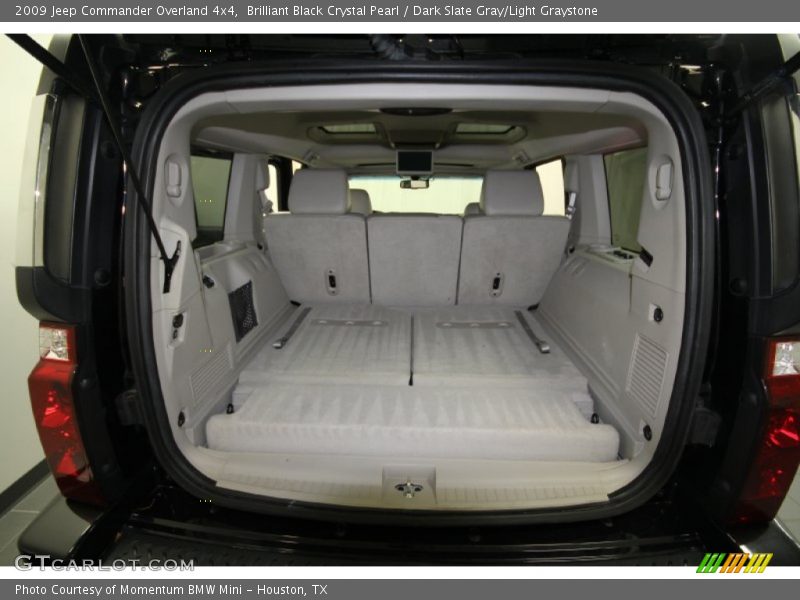 Brilliant Black Crystal Pearl / Dark Slate Gray/Light Graystone 2009 Jeep Commander Overland 4x4