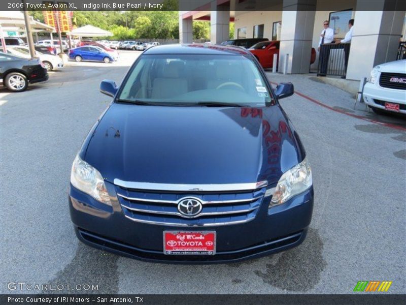 Indigo Ink Blue Pearl / Ivory 2006 Toyota Avalon XL