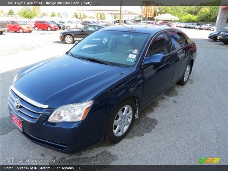 Indigo Ink Blue Pearl / Ivory 2006 Toyota Avalon XL