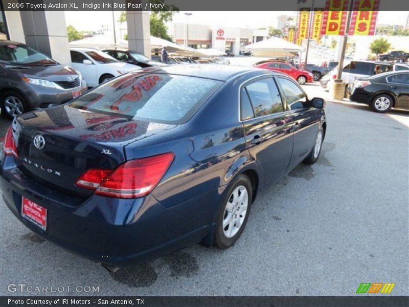 Indigo Ink Blue Pearl / Ivory 2006 Toyota Avalon XL