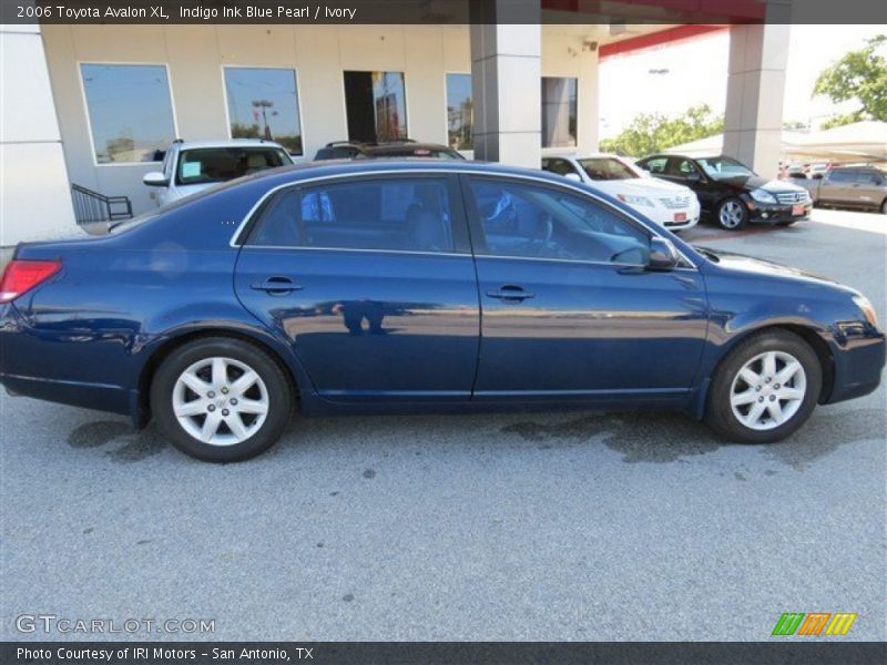 Indigo Ink Blue Pearl / Ivory 2006 Toyota Avalon XL