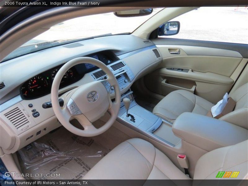 Indigo Ink Blue Pearl / Ivory 2006 Toyota Avalon XL