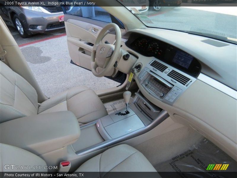 Indigo Ink Blue Pearl / Ivory 2006 Toyota Avalon XL