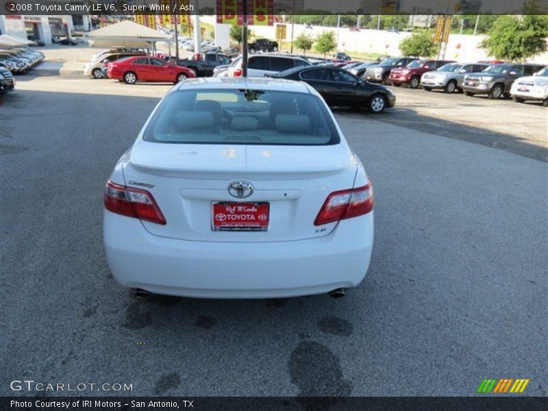 Super White / Ash 2008 Toyota Camry LE V6