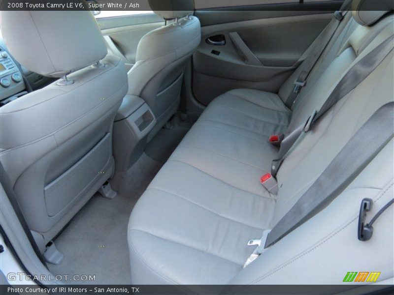 Super White / Ash 2008 Toyota Camry LE V6