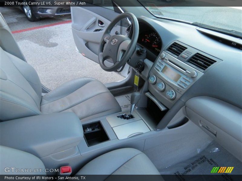 Super White / Ash 2008 Toyota Camry LE V6