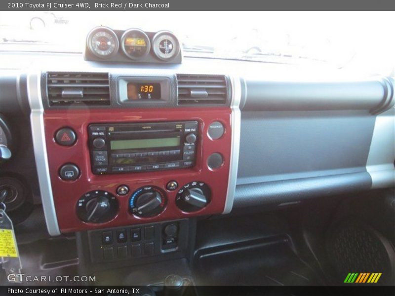 Brick Red / Dark Charcoal 2010 Toyota FJ Cruiser 4WD