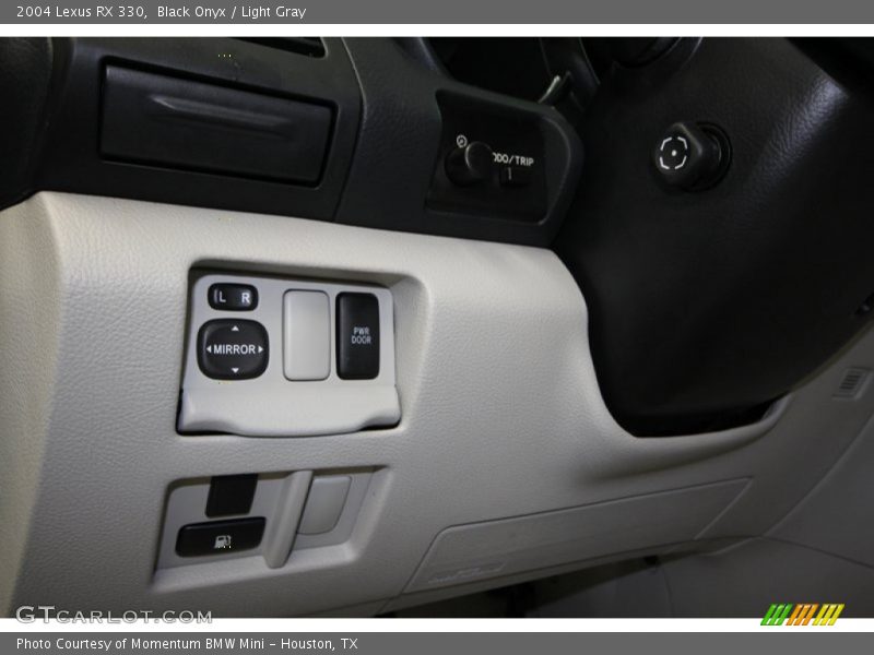 Black Onyx / Light Gray 2004 Lexus RX 330
