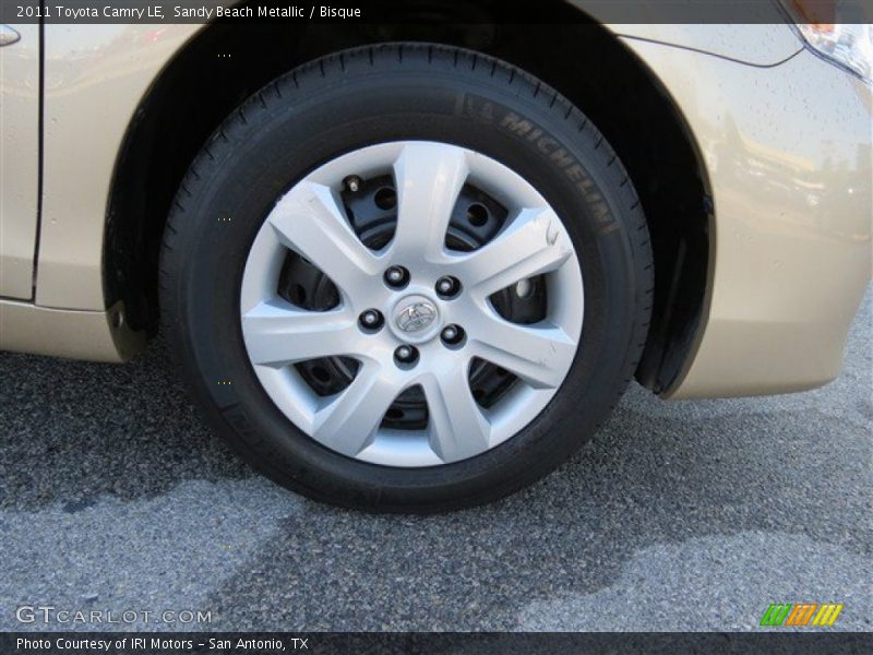 Sandy Beach Metallic / Bisque 2011 Toyota Camry LE
